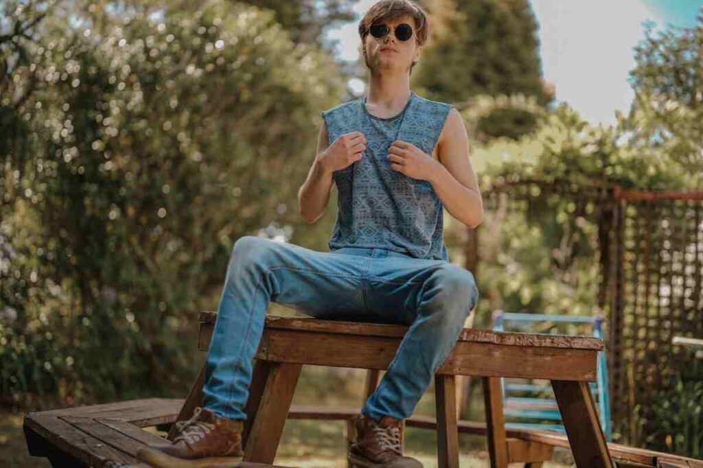 Top 5 Fabulous Sunglasses for Every Outfit - Round Retro Frames for Boho Vibes